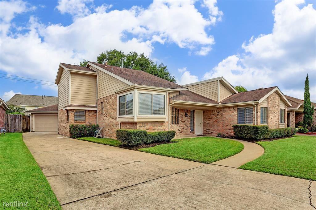 11530 Ella Lee Ln - Photo 2 of 12