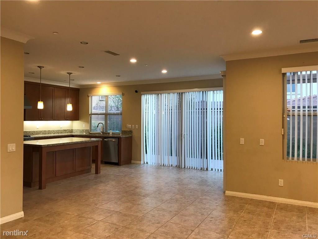 52 Crestwick - Photo 2 of 11