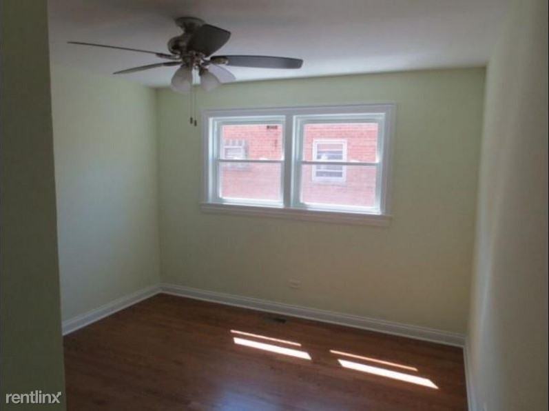 5172 W 87th St 2 - Photo 3 of 5