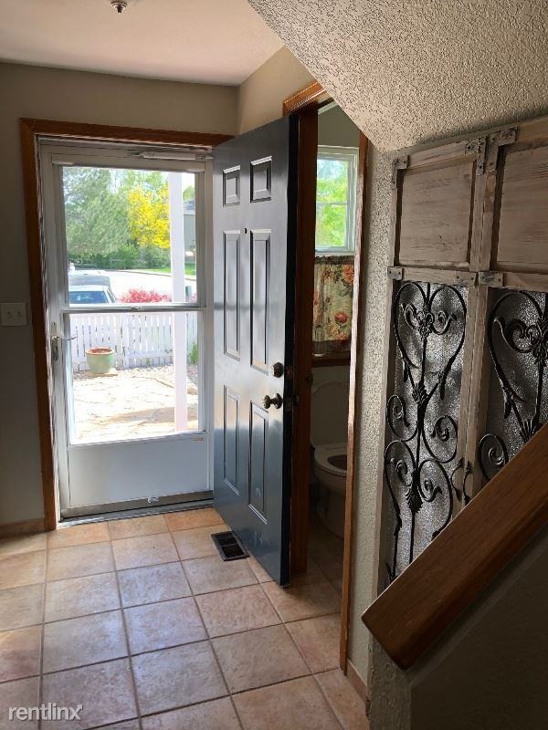 2267 Sunridge Circle - Photo 3 of 23