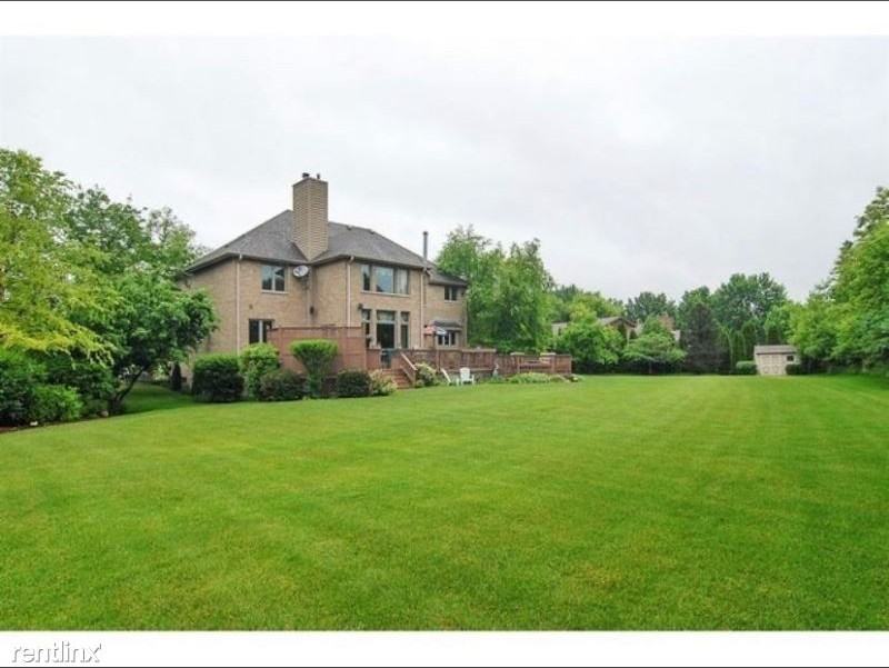 20345 Windflower Ct - Photo 2 of 11