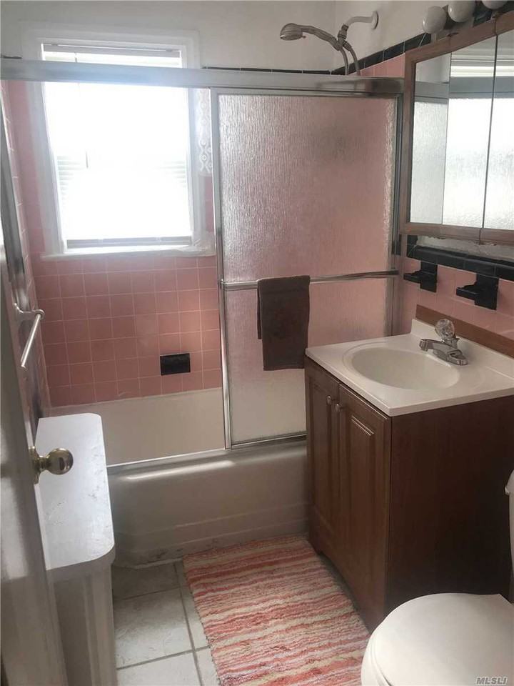 548 W Fulton St - Photo 3 of 6