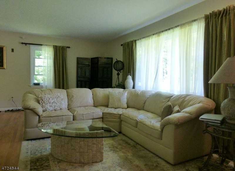 19 Wilcox Drive - Photo 2 of 20