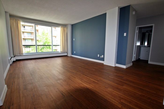 927 14 Avenue Southwest - Photo 2 of 7