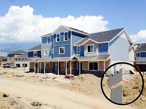 243 W 725 N - Photo 2 of 10