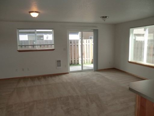 507 Whitney Dr - Photo 3 of 4