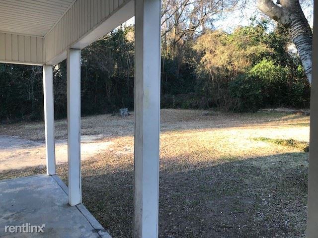 1209 Heard Ave - Photo 2 of 11