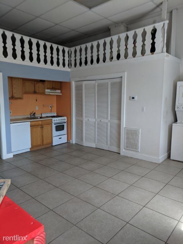 1210 Chapel Street 3 - Photo 2 of 6