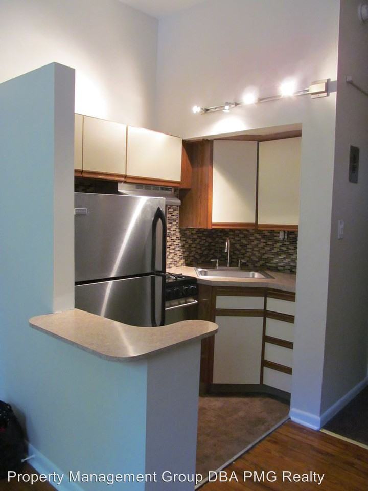 1336 Lombard St - Photo 2 of 4