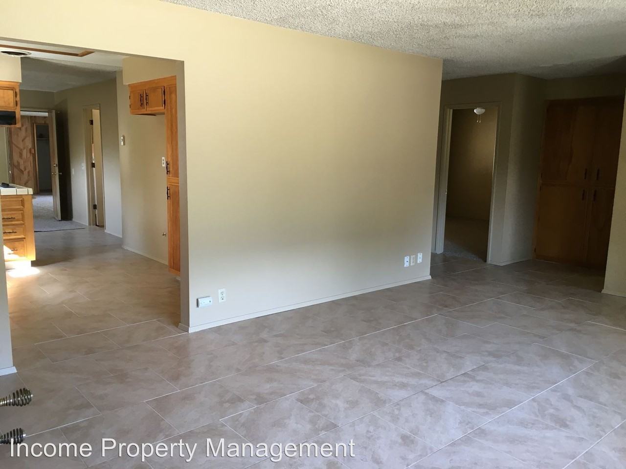 2913 Pinon Street - Photo 3 of 16