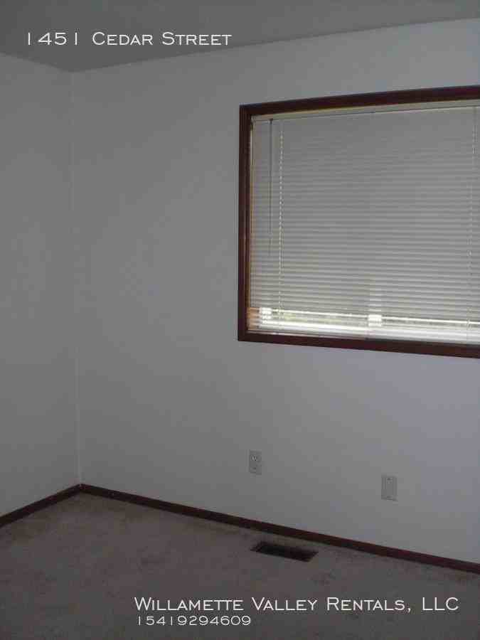 1451 Cedar Street - Photo 3 of 8