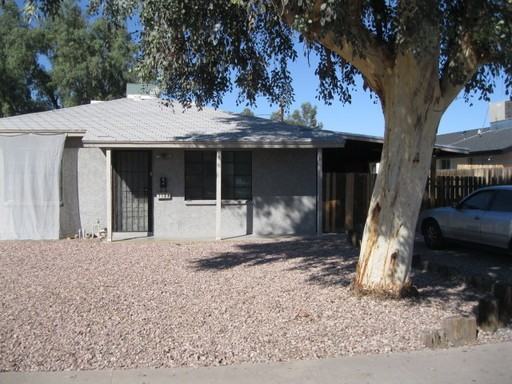 7126 N 54th Ave - Photo 3 of 8