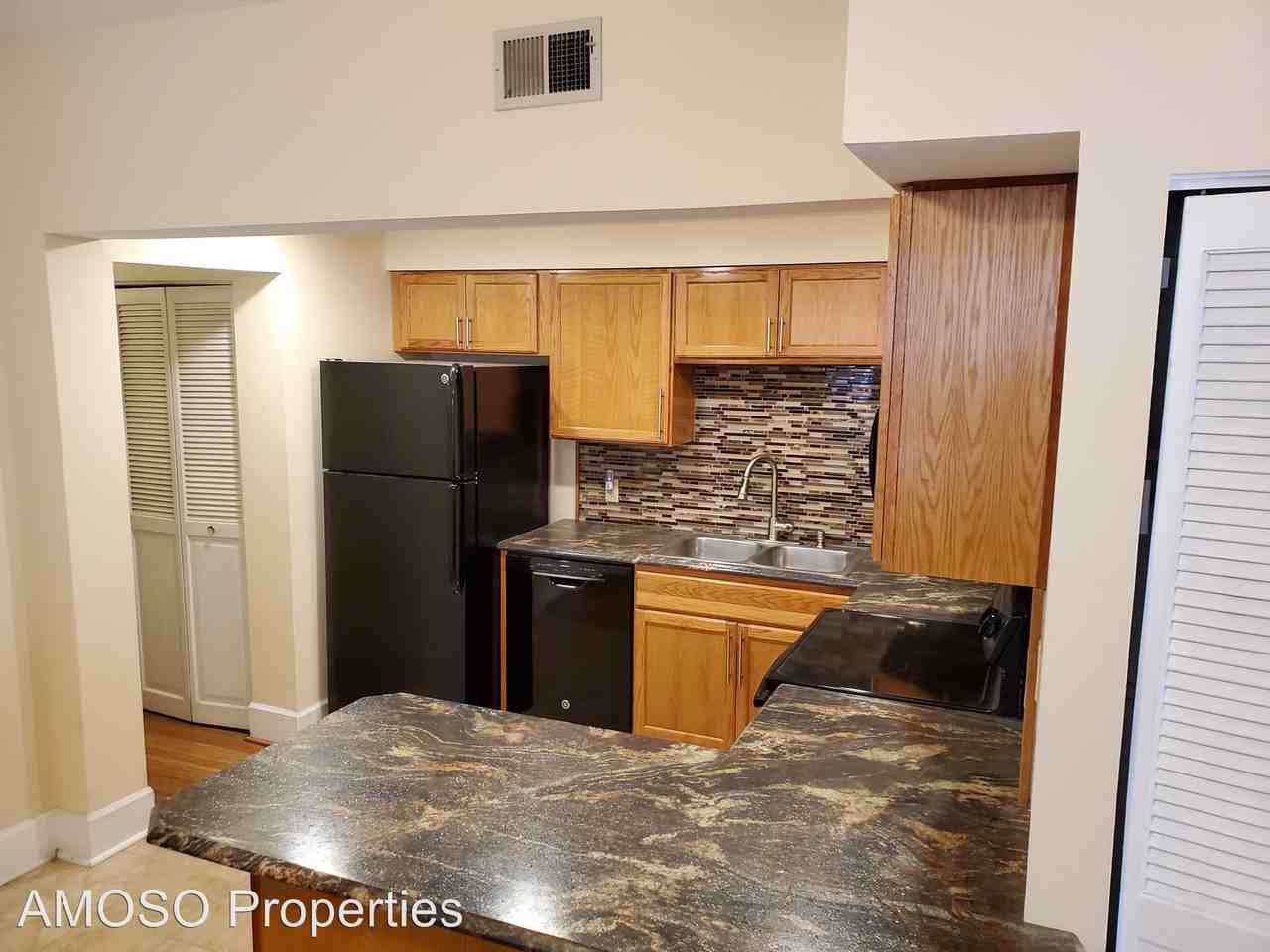 6026 Waterman Blvd 2e - Photo 2 of 4