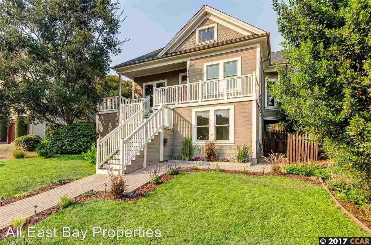 718 Virginia Street - Photo 3 of 29