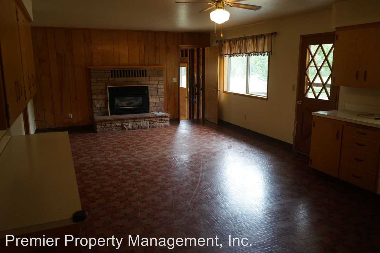 518 Nw 25th St - Photo 3 of 19