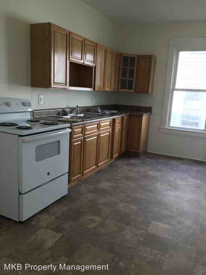 1522 Kenwood Blvd. - Photo 3 of 19