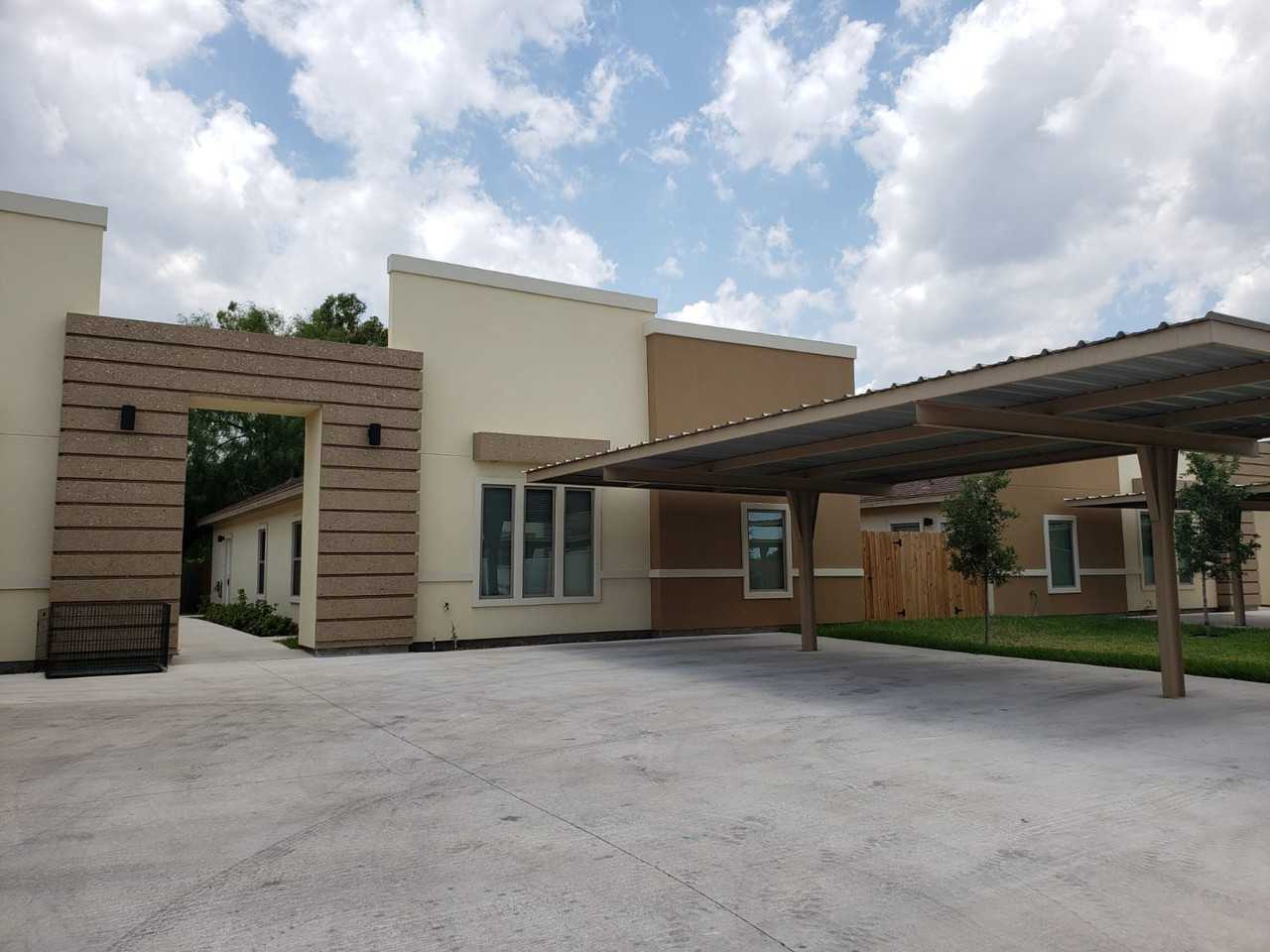 2112 Garden Ridge Dr - Photo 2 of 14