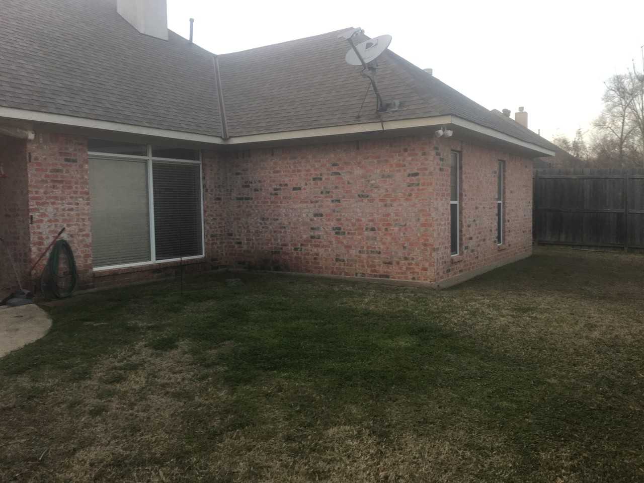 10111 Autumn Oaks Ln - Photo 3 of 18