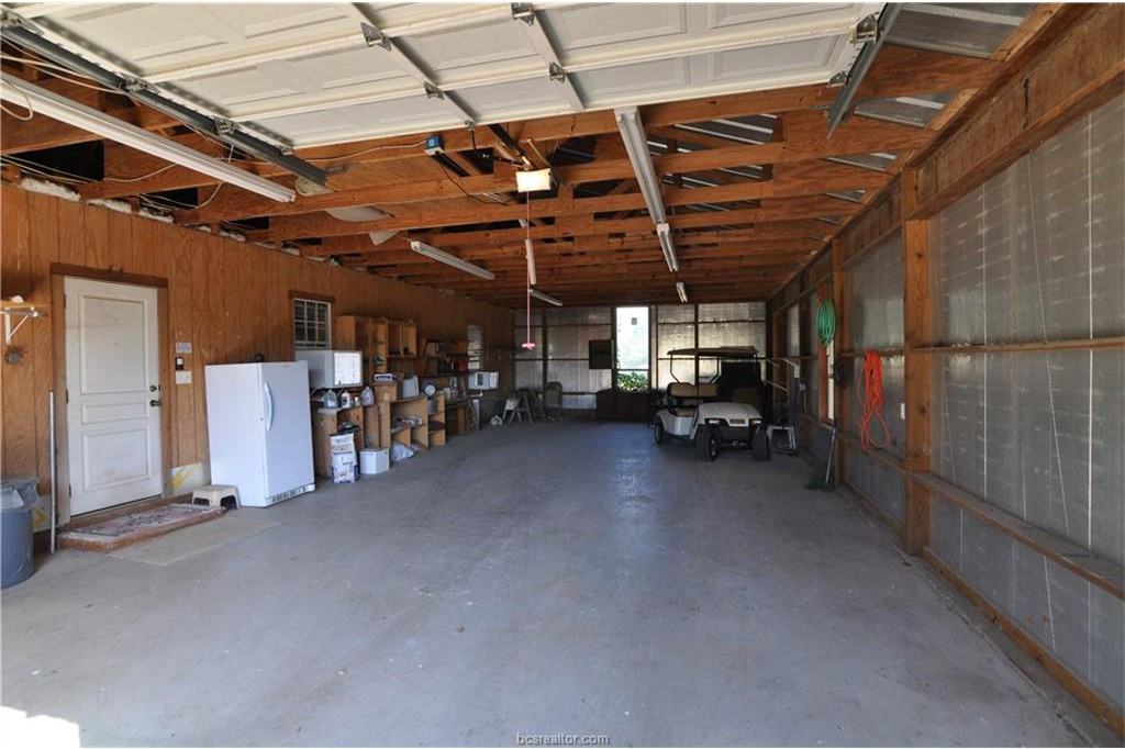 18750 Old Bundick Rd - Photo 3 of 26