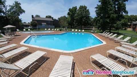 109 Westfield Dr - Photo 2 of 24