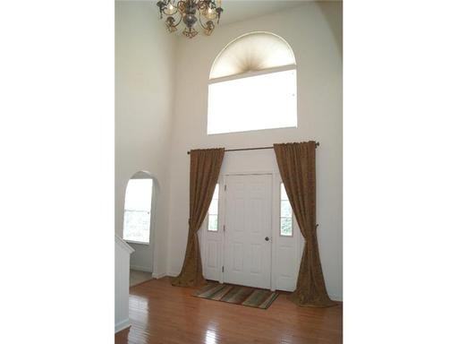 235 Dogwood Cir - Photo 2 of 14