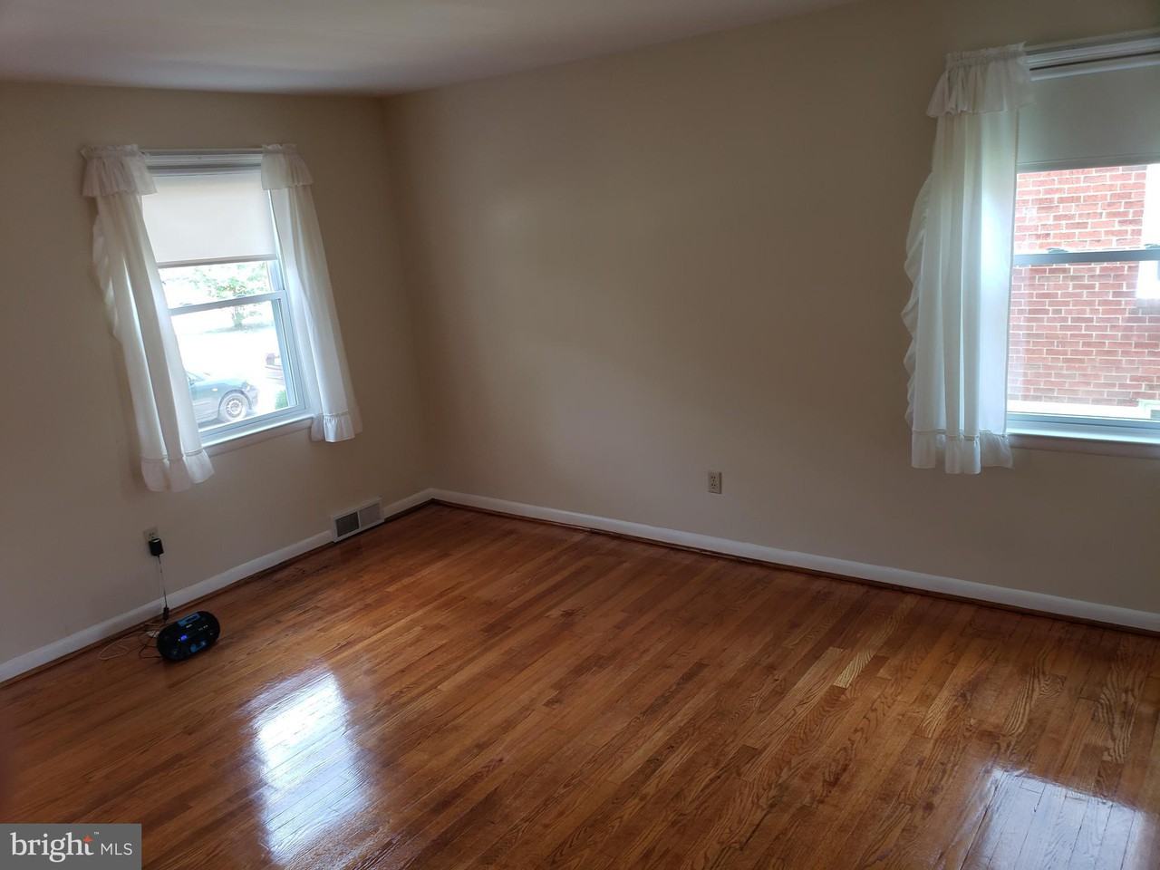 5921 Walther Avenue - Photo 3 of 24