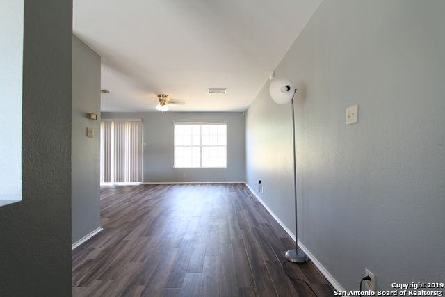 7951 Ruby Meadows - Photo 2 of 25