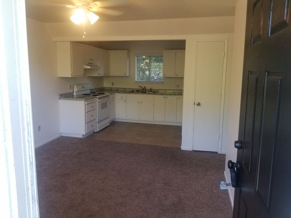 5968 Park Ave - 6 - Photo 2 of 6