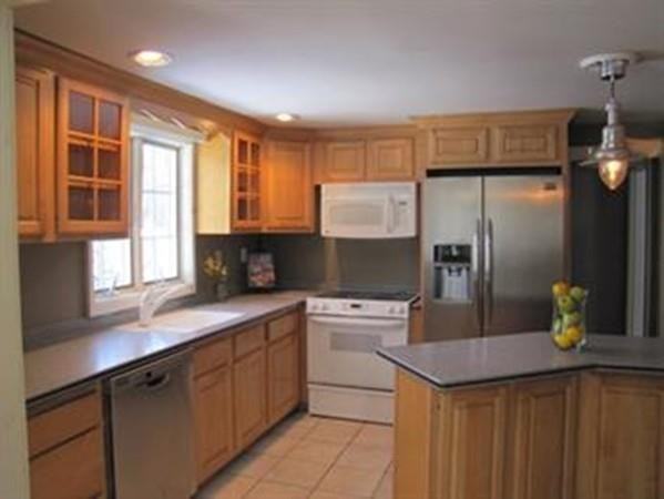 46 Bancroft Road - Photo 2 of 14