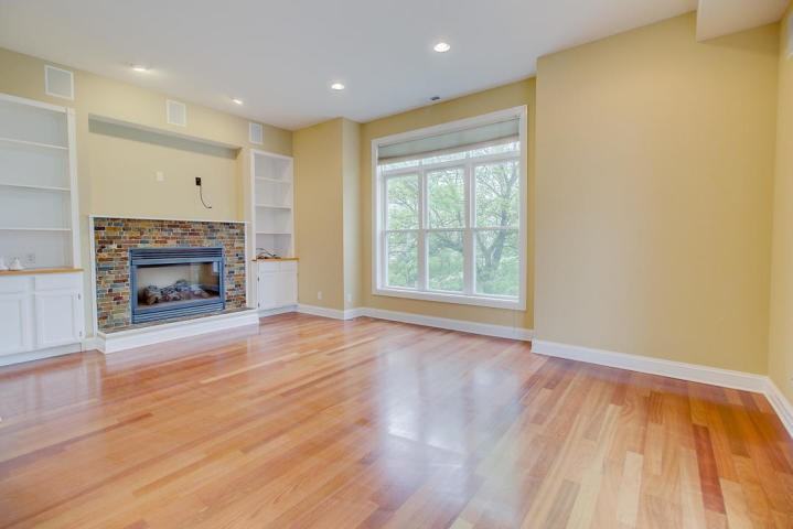 511 W. Reservoir - Photo 3 of 29