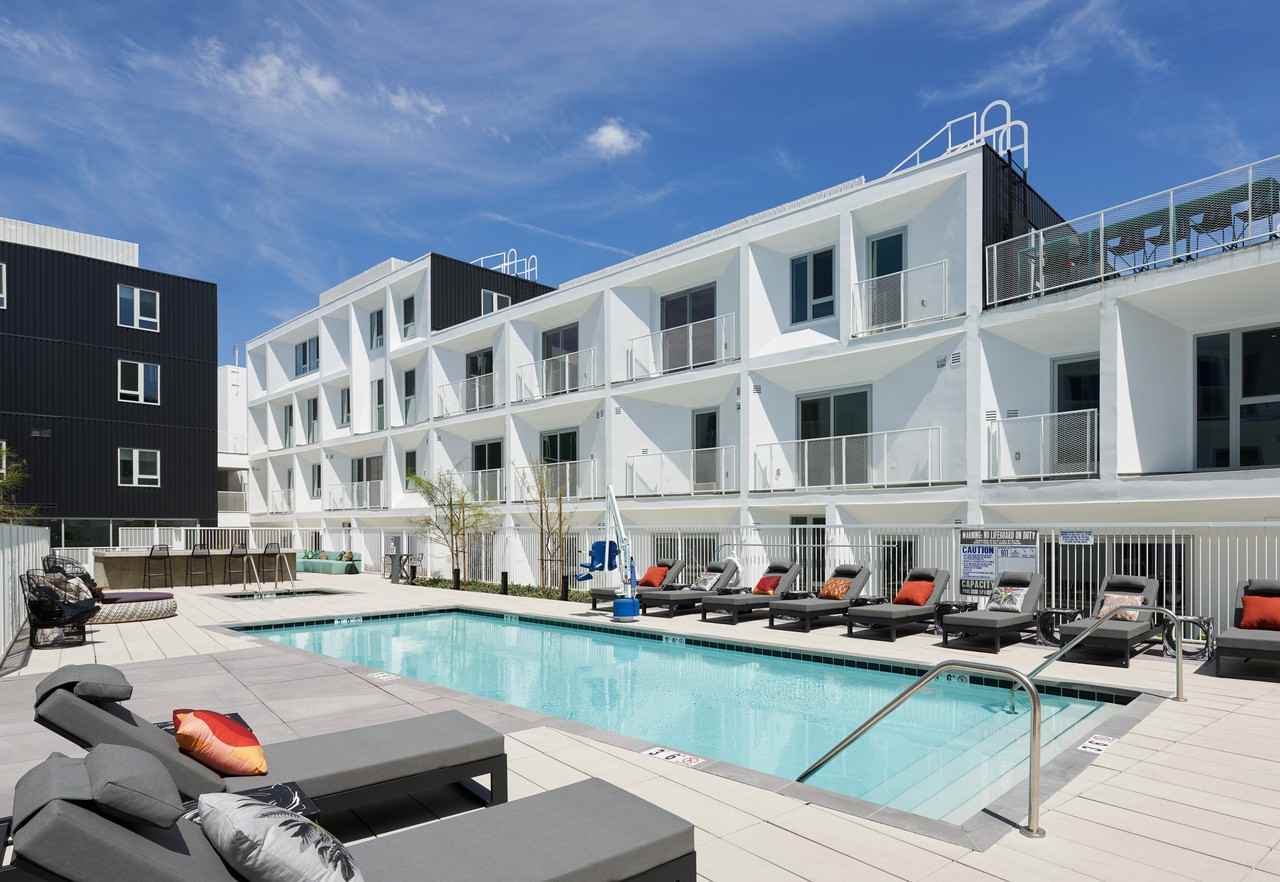 Elevate - Photo 2 of 33