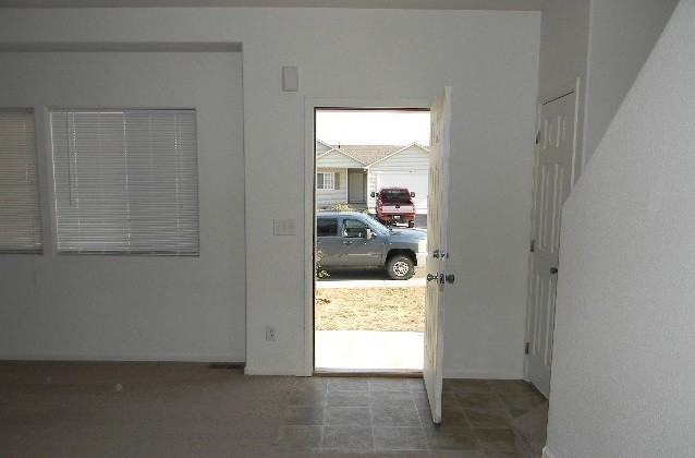 2616 Cedar Springs Street - Photo 3 of 11