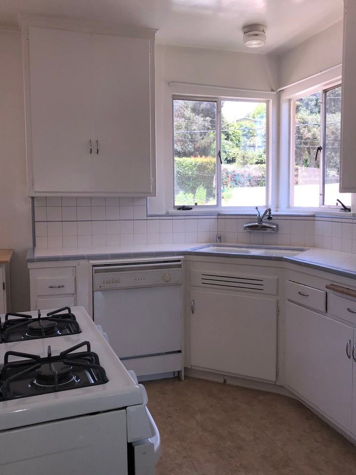 Sunset Palisades - Photo 3 of 10