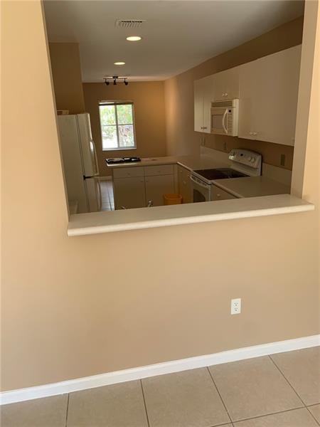2400 Northwest 98th Lane - Photo 3 of 10