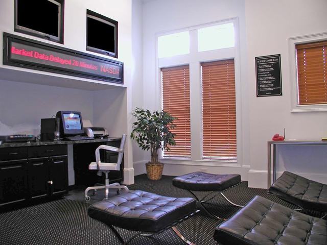 Bexley Commons at Rosedale - Photo 2 of 6