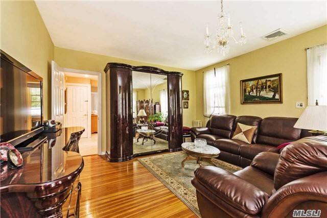 24 Everit Ave - Photo 3 of 12