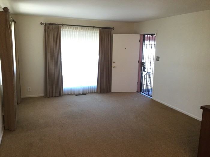 894 Arguello Drive - Photo 2 of 15