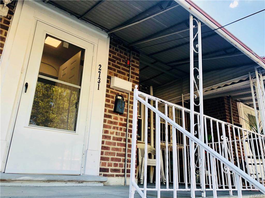 2731 Fenton Avenue 2 - Photo 2 of 9