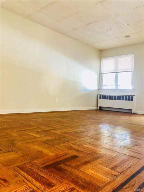 2731 Fenton Avenue 2 - Photo 3 of 9