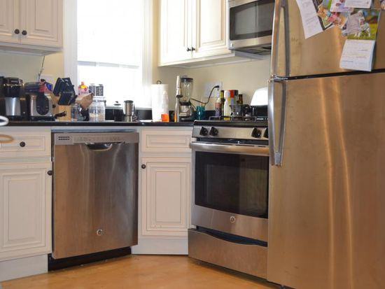 Magazine Street - Photo 5 of 5