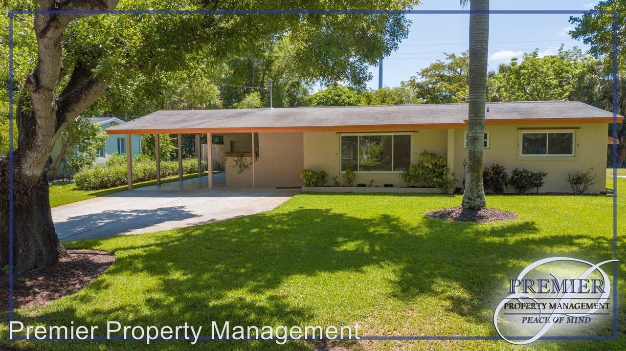 1254 13th Street North - Photo 2 of 17