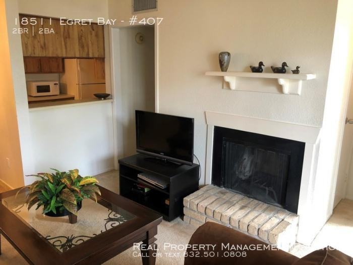 18511 Egret Bay Condos - Photo 2 of 10