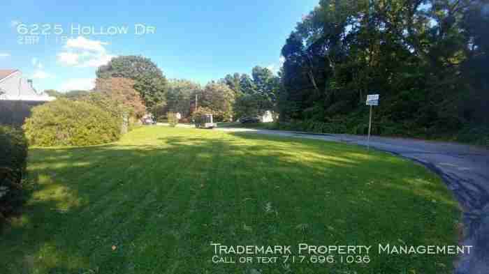 6225 Hollow Dr - Photo 2 of 9