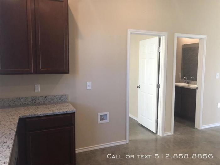 1300 Hausman Dr - Photo 3 of 9