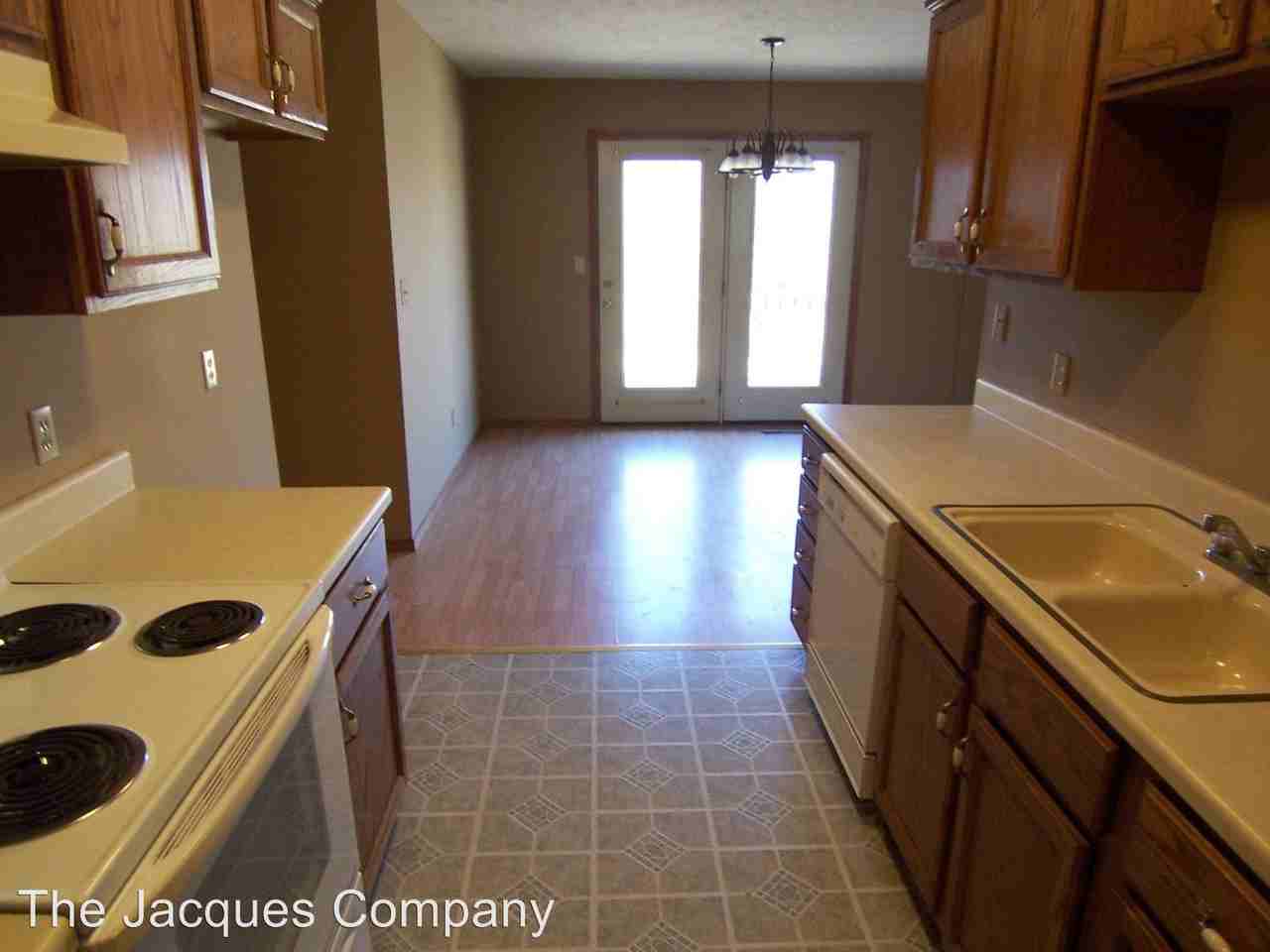 5455 S. Bradley - Photo 3 of 11