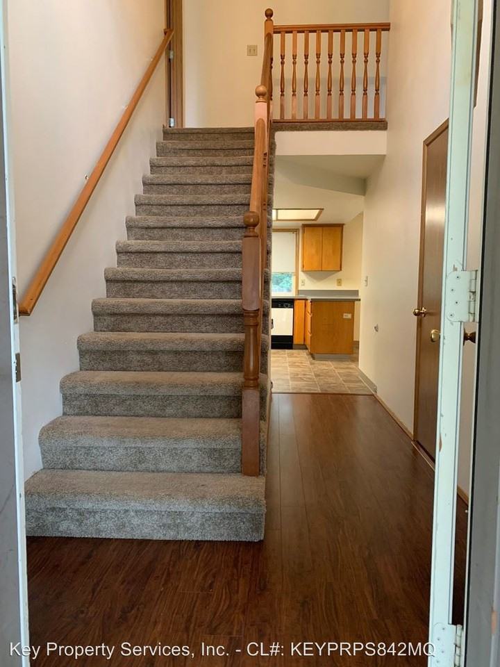 15019 Ne 21st Street - Photo 2 of 26