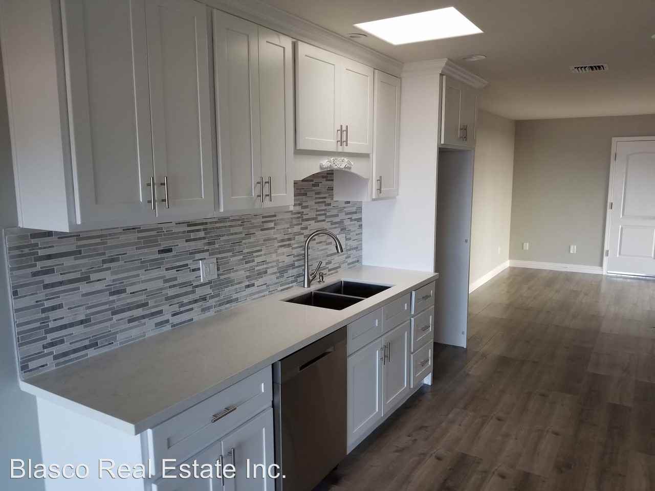 846 W. Highpoint Dr. - Photo 2 of 16