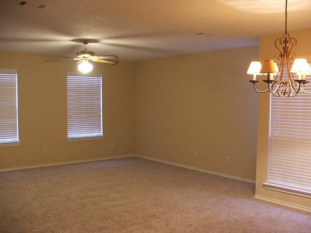 509 Westbury Dr - Photo 2 of 17