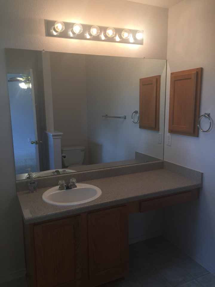 2024 Buckley Ln - Photo 2 of 16