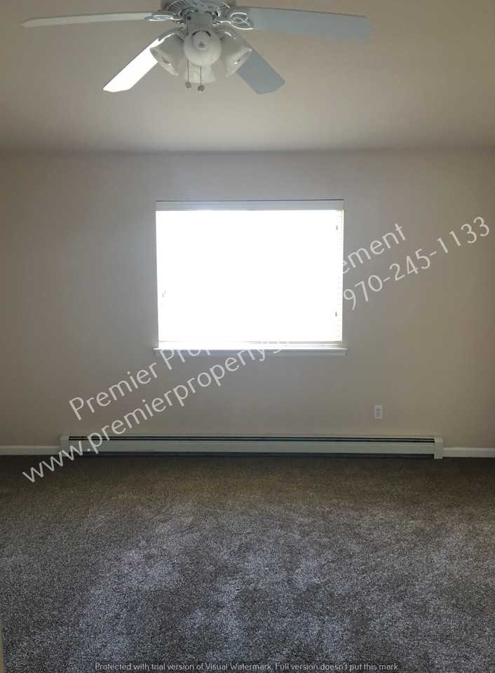 2154 Glenstone Ct - Photo 3 of 7